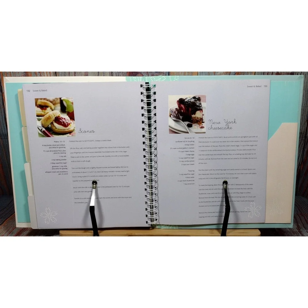 Love Food My Recipe Keeper Organizer Binder Journal with Tabs and‎ Pockets Blue